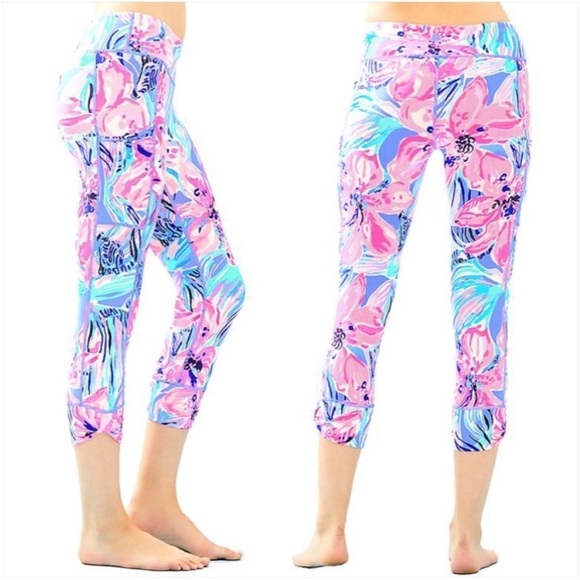 Lilly Pulitzer Luxletic Weekender Crop Fara Leggings Bennet Blue Hypes Stripe XS - Picture 2 of 15